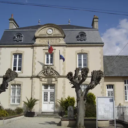 Maison Calme Avec Cheminee, Ideal Familles