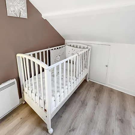 Maison Calme Avec Cheminee, Ideal Familles